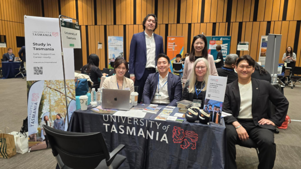 東京・赤坂インターシティ開催「オーストラリア留学フェア2026」参加レポート｜University of Tasmania（UTAS）留学の魅力・学費・入学条件を徹底解説