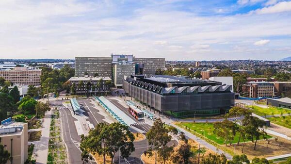 メルボルンを代表する総合研究大学 Monash University（モナシュ大学）- メルボルンを代表する総合研究大学ガイド